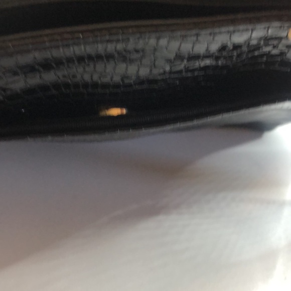 Woman’s Y2k Black leather SAS classy medium handbag purse - Picture 4 of 12